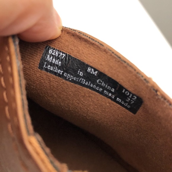 Sold Clark’s Brown leather ankle booties size 8 - Picture 7 of 10